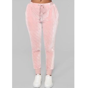 Fashion nova velvet sweat suit